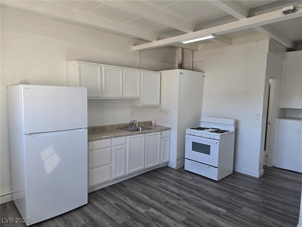 1911 Princeton Street - Photo 1
