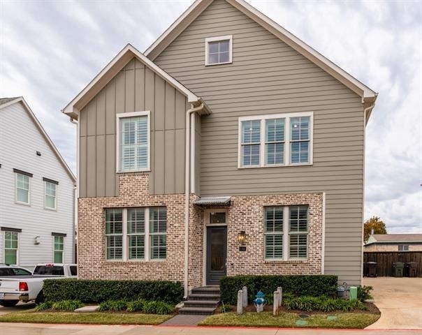 1701 Millsap Lane - Photo 2
