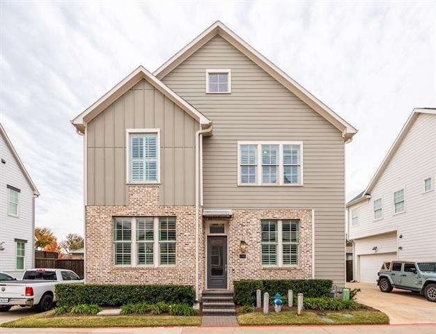 1701 Millsap Lane - Photo 0