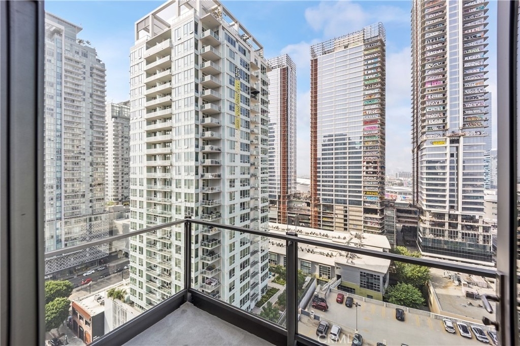 1100 S Hope - Photo 10