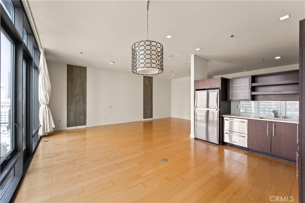 1100 S Hope - Photo 17