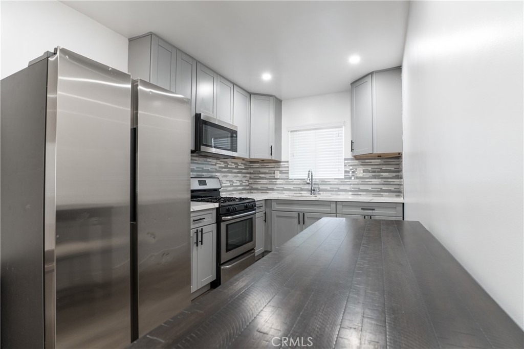 7348 Florence - Photo 4