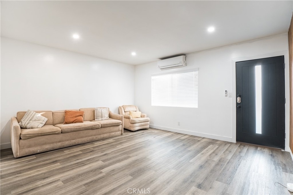 7348 Florence - Photo 3
