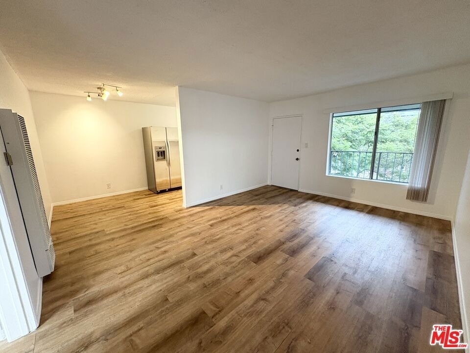 534 Santa Clara Avenue - Photo 0