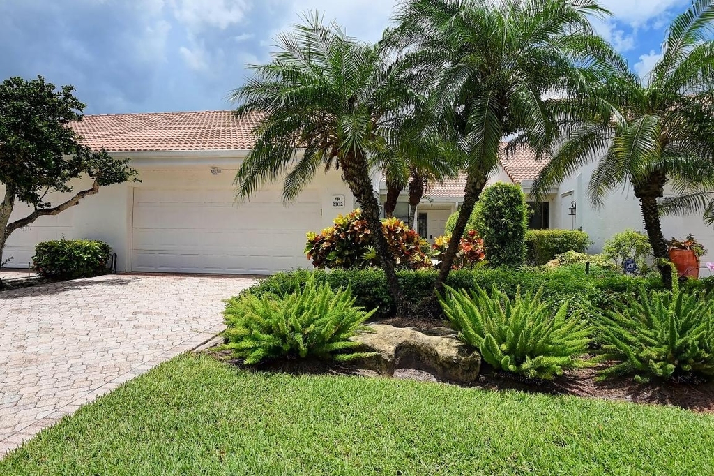 19550 Sawgrass Drive - Photo 0