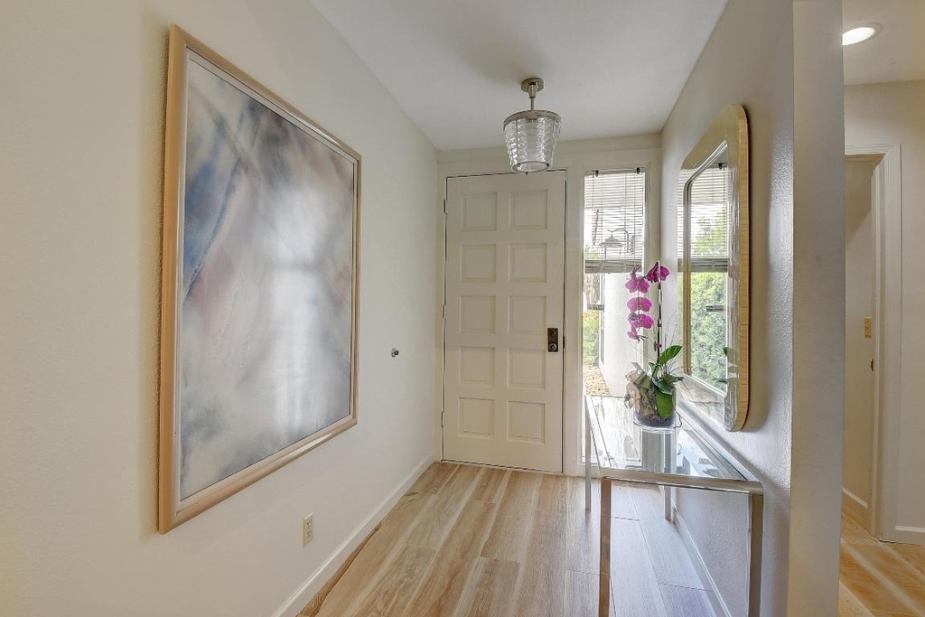 19550 Sawgrass Drive - Photo 4
