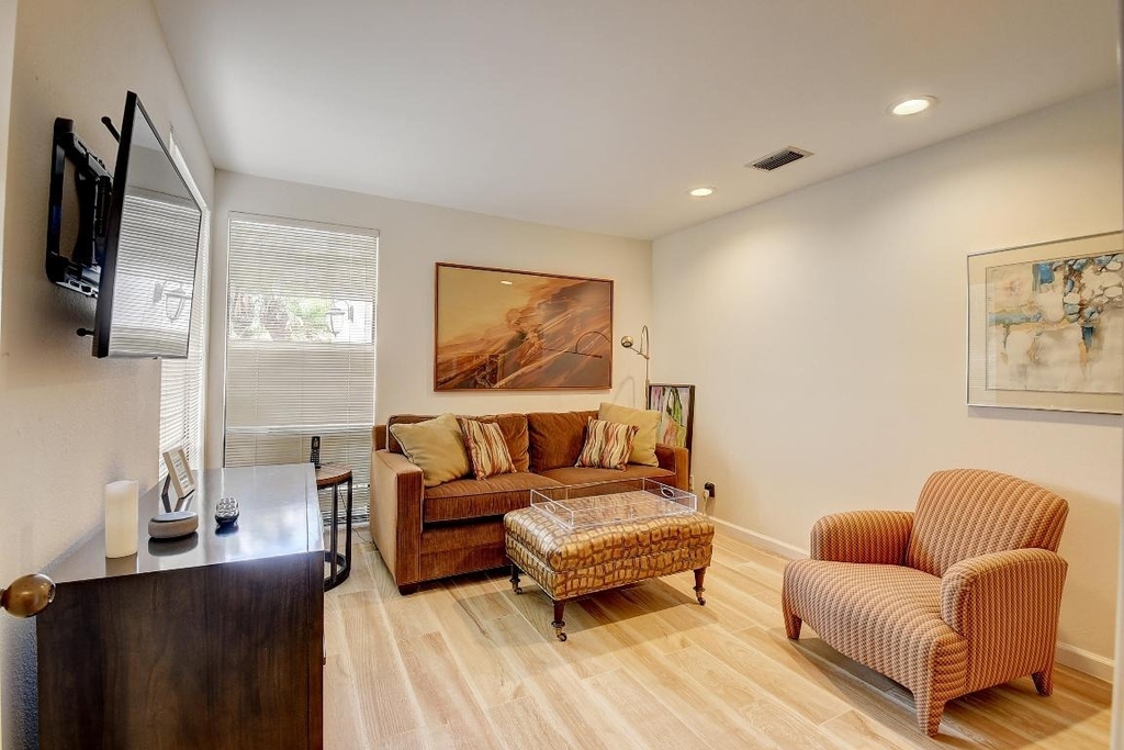 19550 Sawgrass Drive - Photo 18