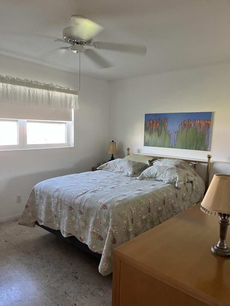 2980 Crosley Drive E - Photo 8