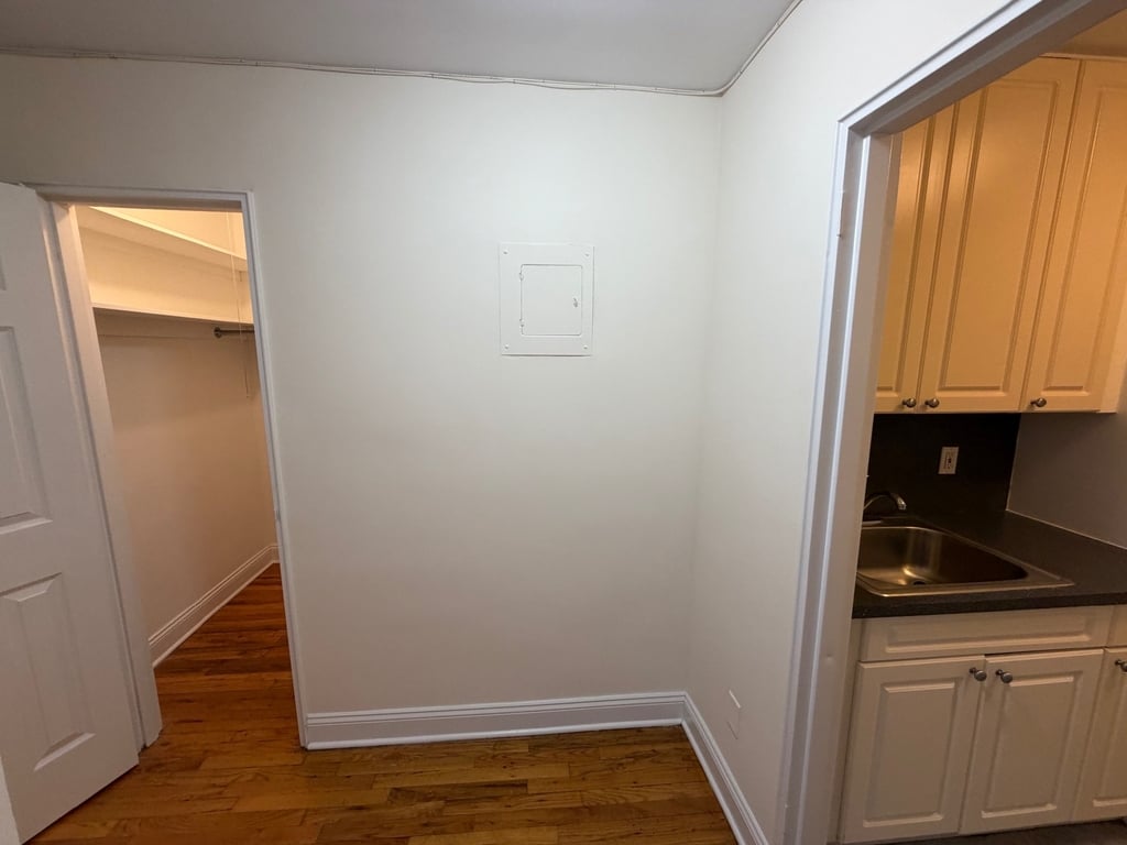 86-15 Ava Place - Photo 7