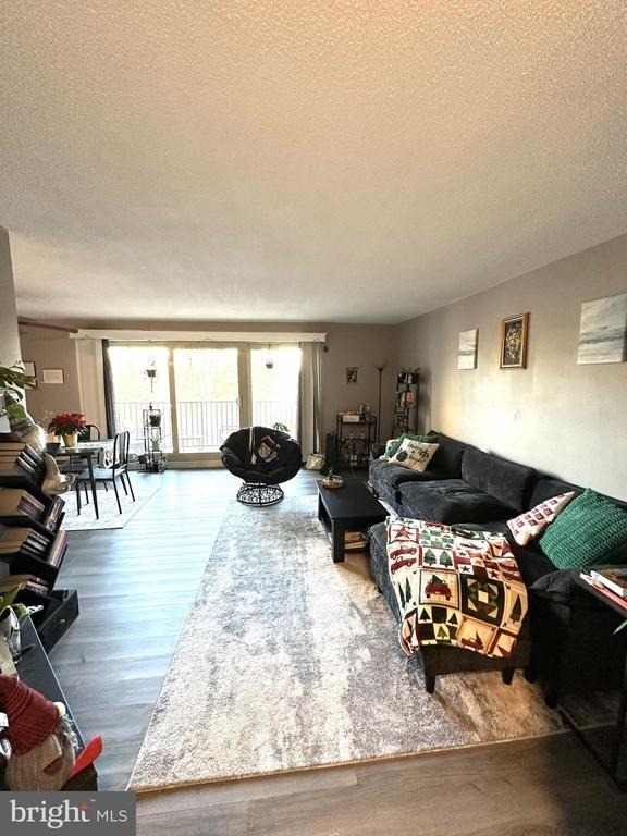 410 Chestnut Place - Photo 6
