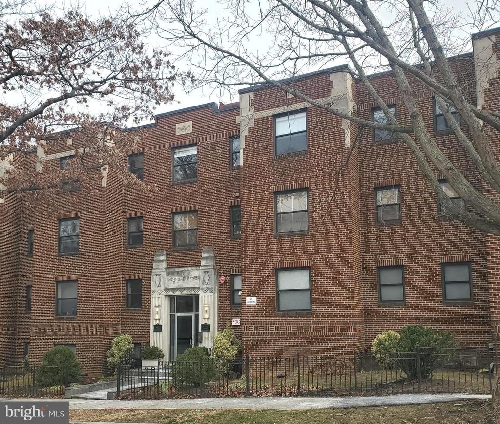5611 5th Street Nw - Photo 1