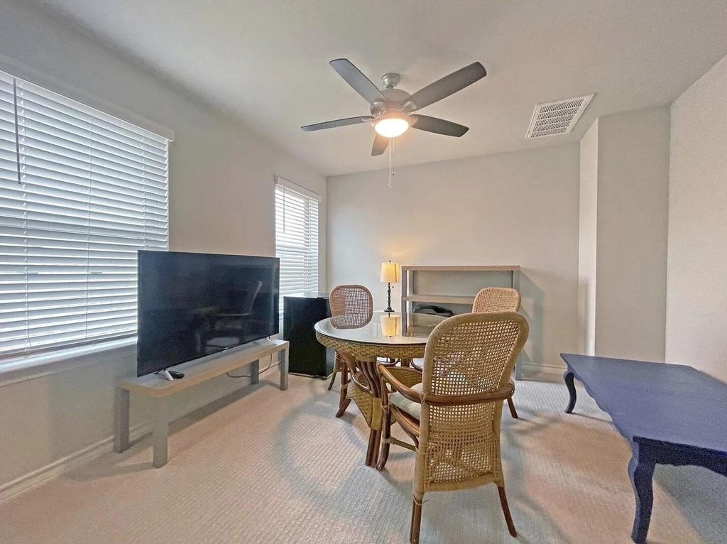 7516 Saginaw Dr - Photo 17