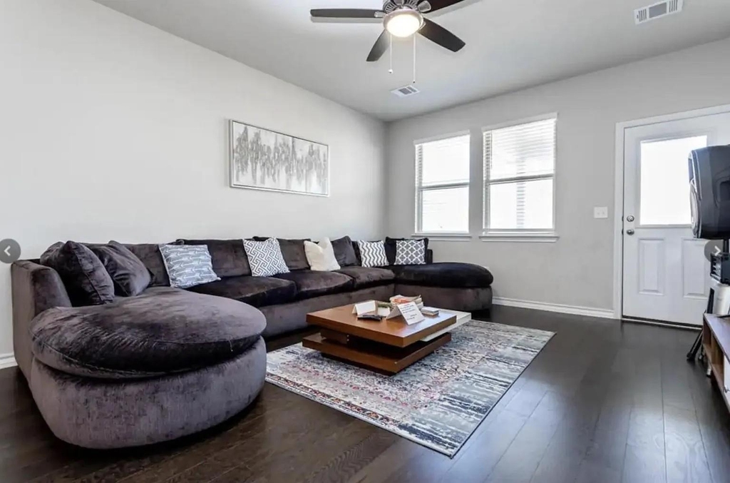 7516 Saginaw Dr - Photo 5