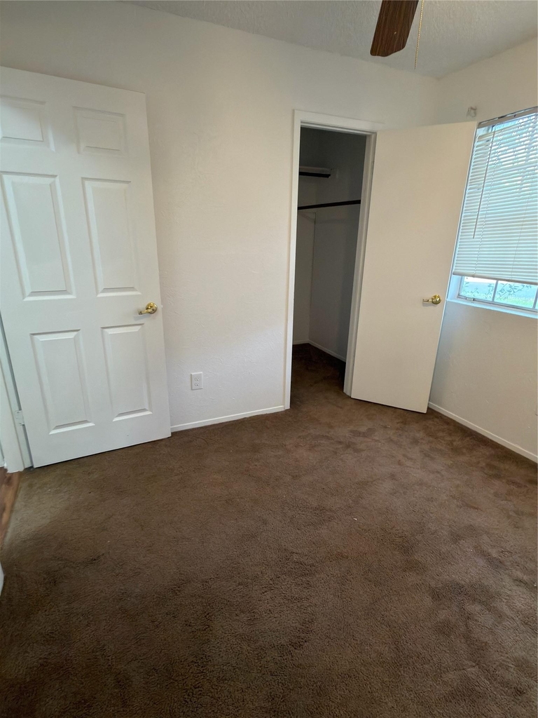 5601 Porsche Ln - Photo 30