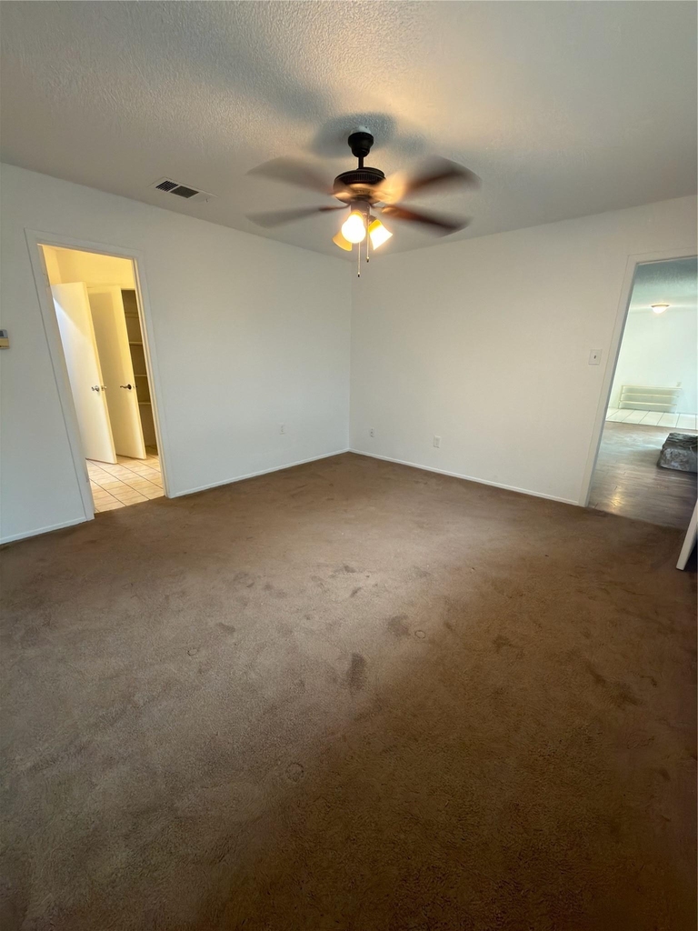 5601 Porsche Ln - Photo 8