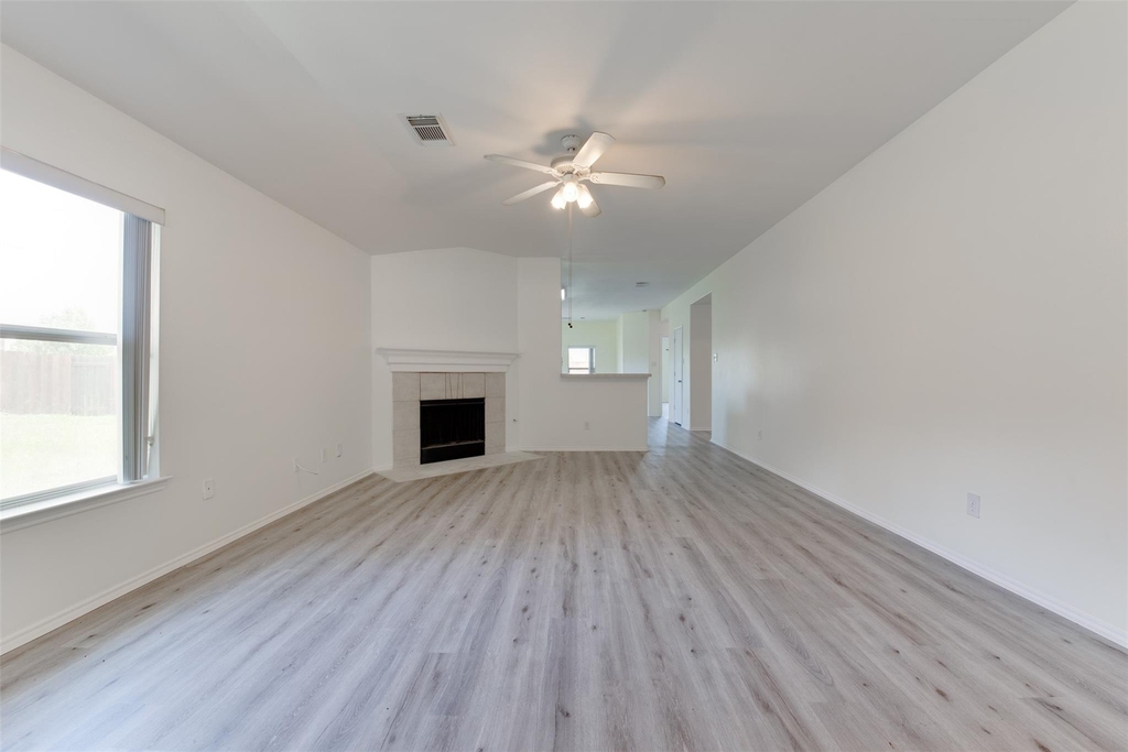 5918 Laramie River Court - Photo 8