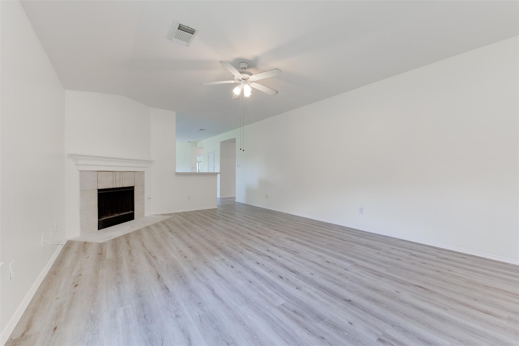 5918 Laramie River Court - Photo 7