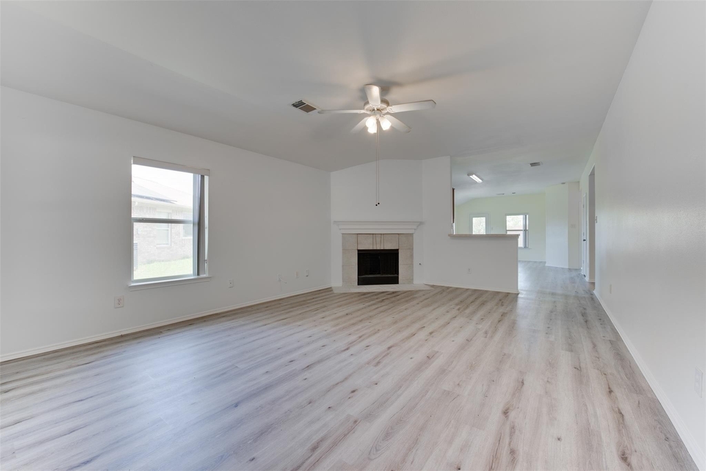 5918 Laramie River Court - Photo 3
