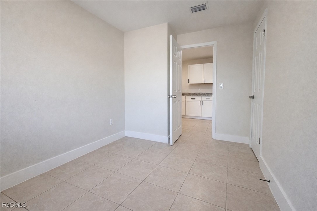 704 Karlov Street - Photo 7