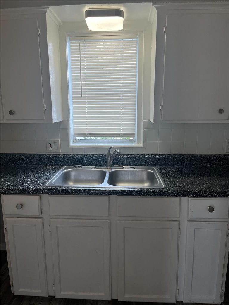 5532 Eskridge - Photo 4