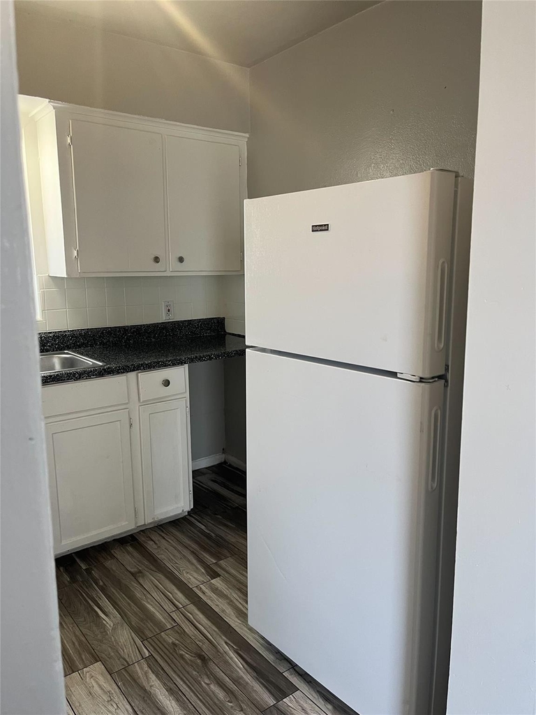 5532 Eskridge - Photo 3