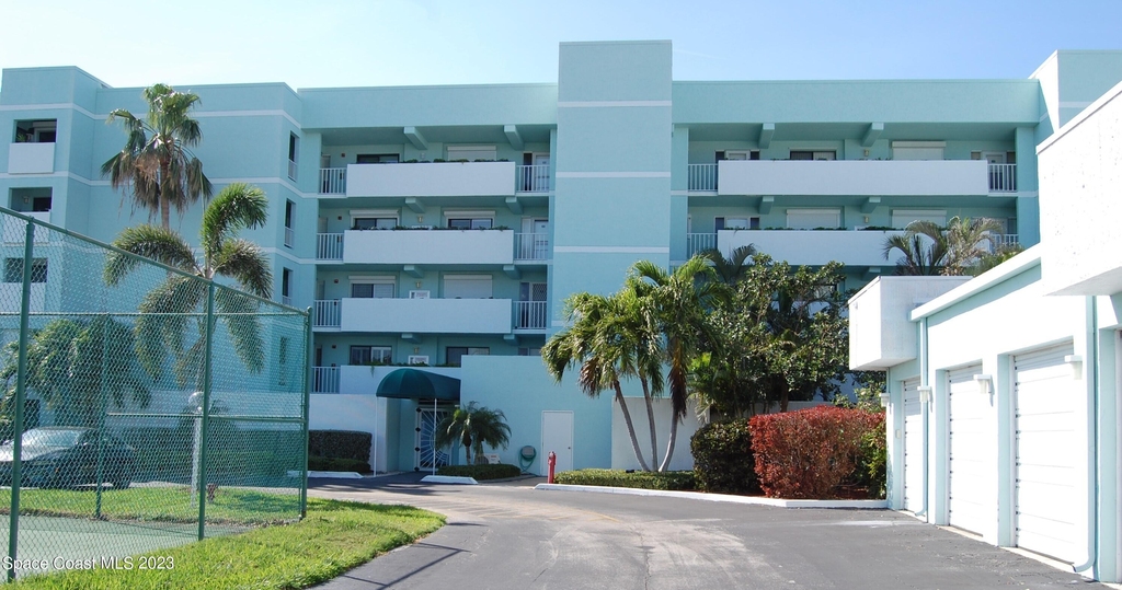 1700 Commodore Boulevard - Photo 0