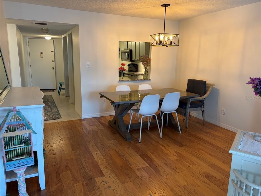 3700 S Osprey Avenue - Photo 2