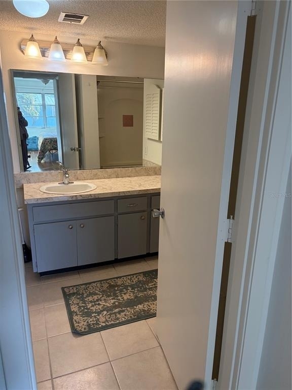 3700 S Osprey Avenue - Photo 9