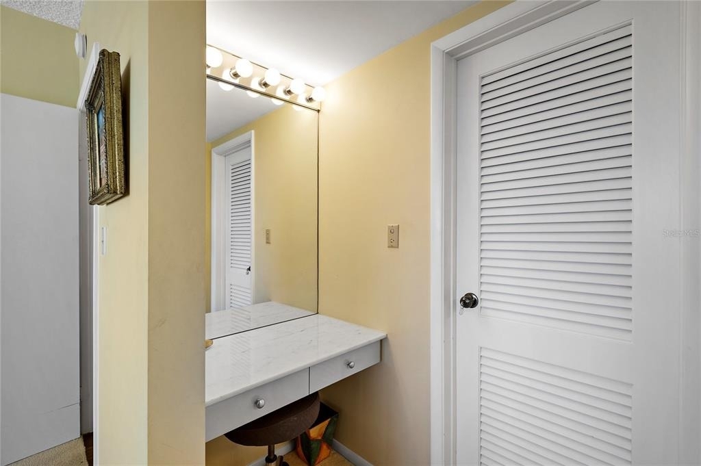 601 Longboat Club Road - Photo 18