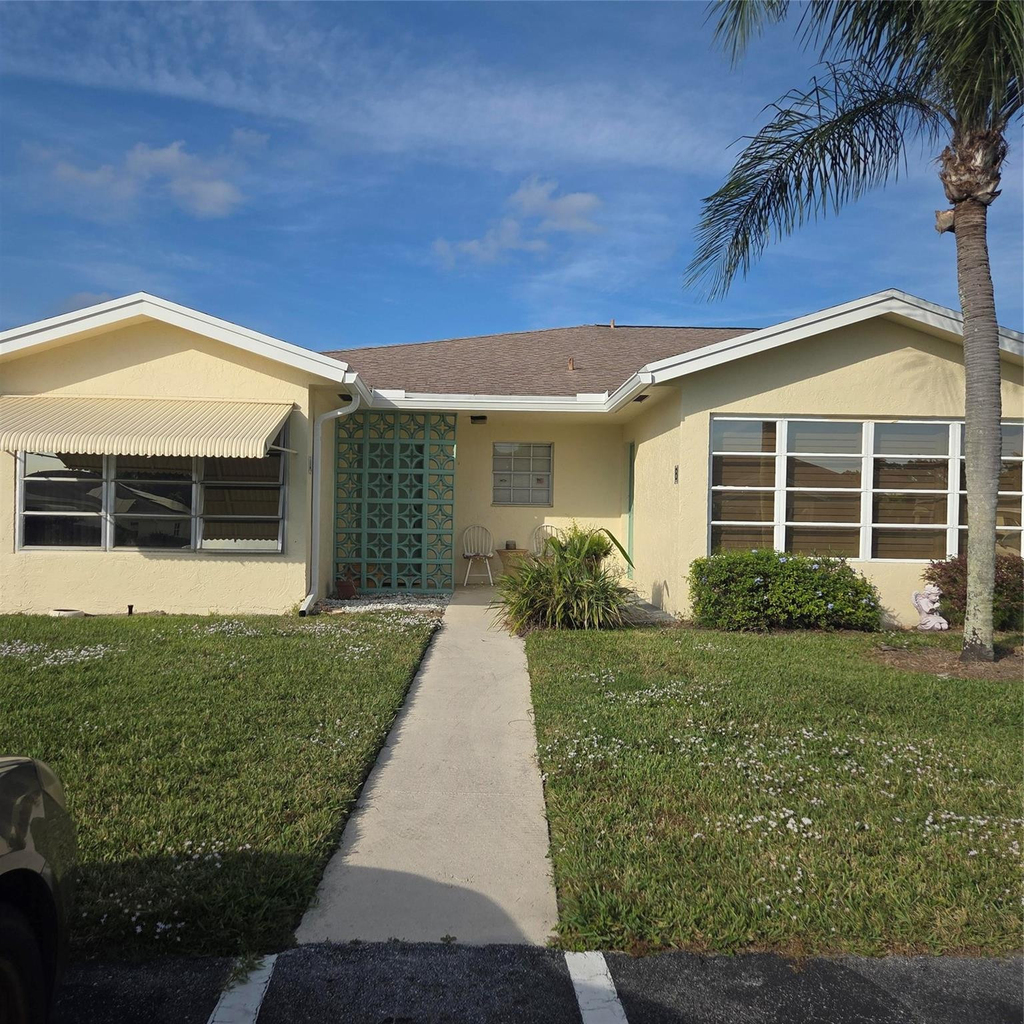 5349 Lakefront Boulevard - Photo 0