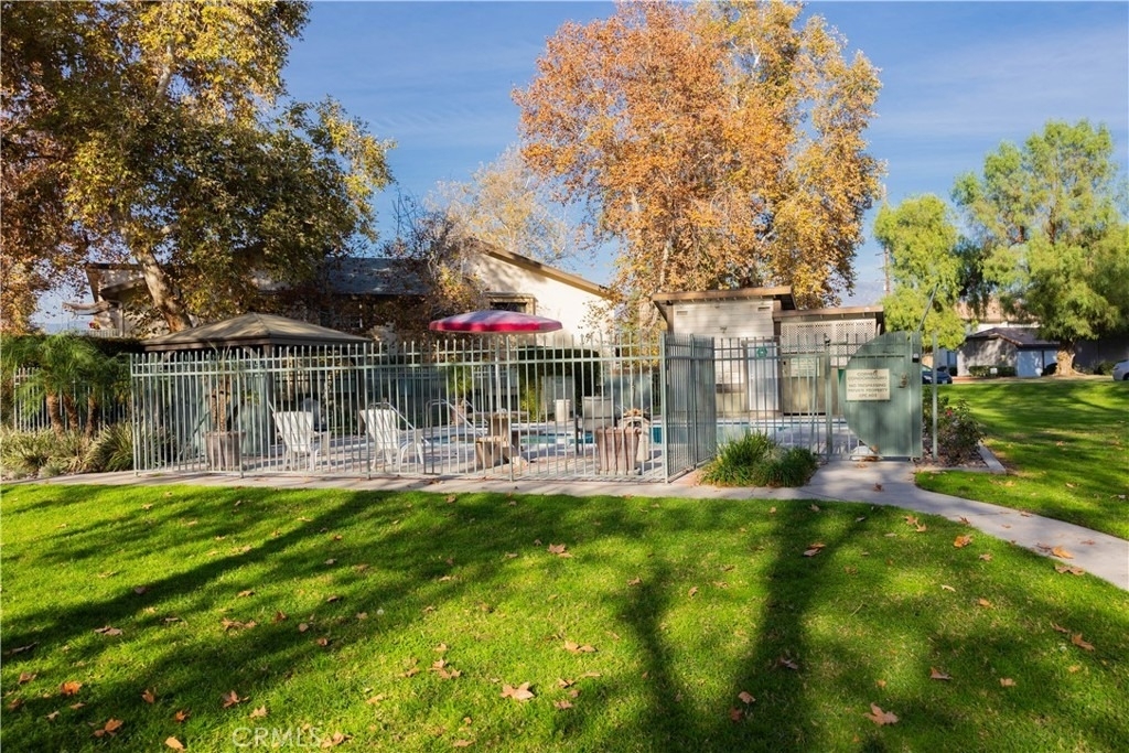 1219 N Edwards Street - Photo 47