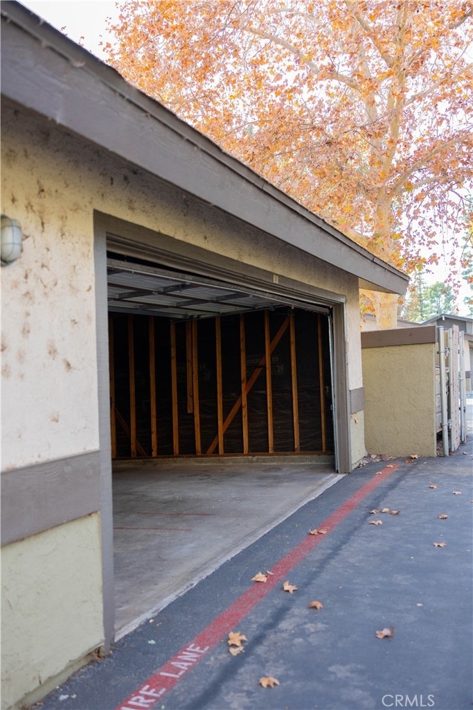 1219 N Edwards Street - Photo 43