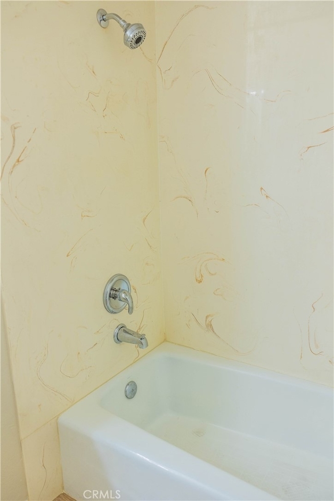1219 N Edwards Street - Photo 24