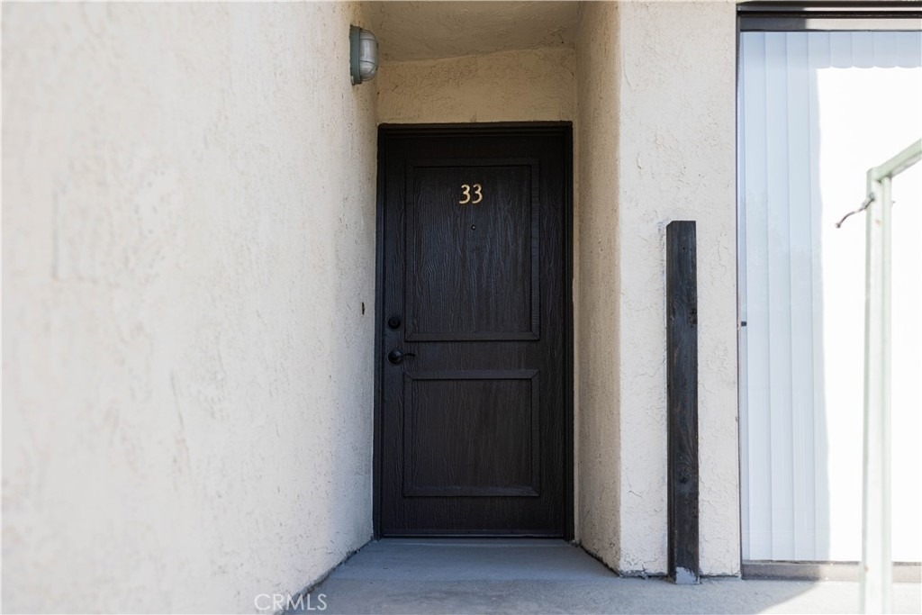 1219 N Edwards Street - Photo 3