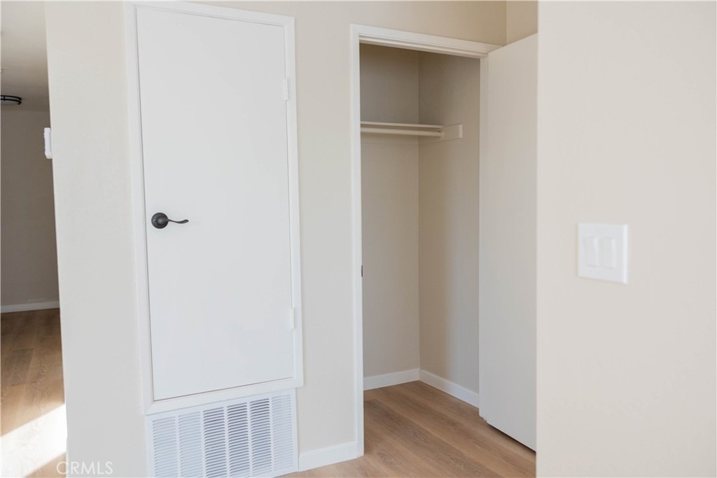 1219 N Edwards Street - Photo 36
