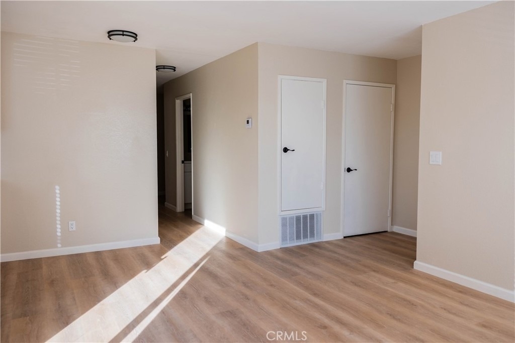 1219 N Edwards Street - Photo 13