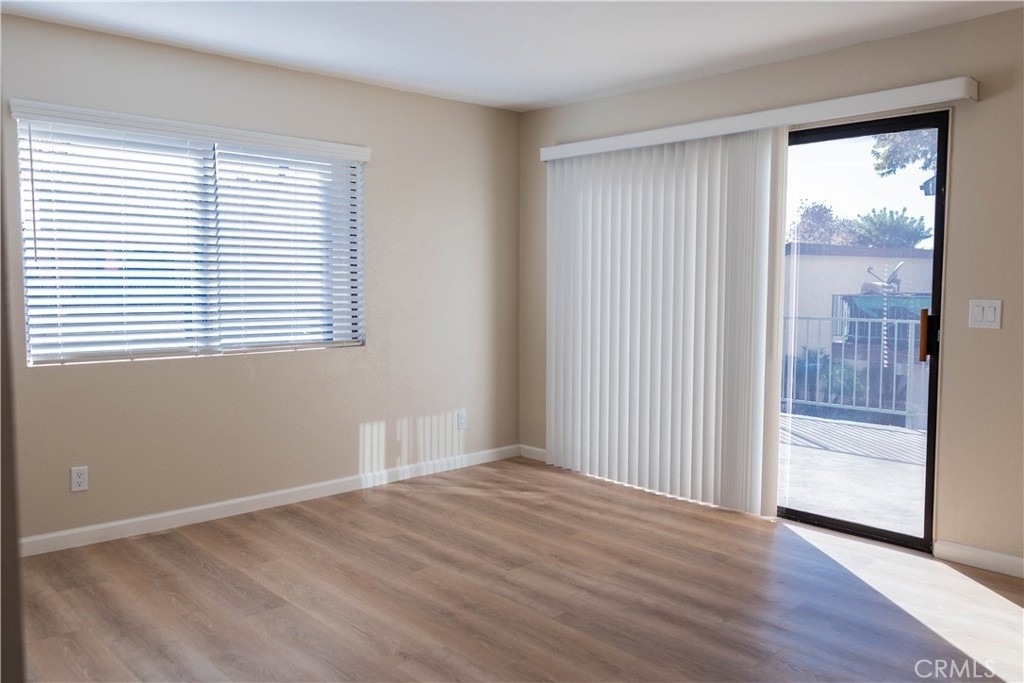 1219 N Edwards Street - Photo 5