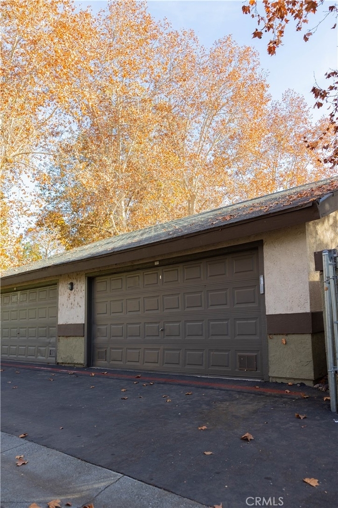 1219 N Edwards Street - Photo 42
