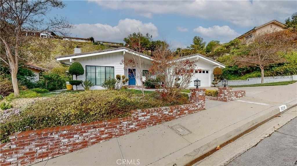 3119 Mesa Verde Drive - Photo 1