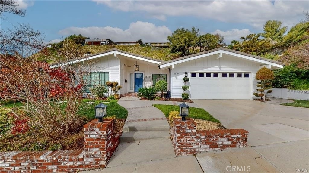 3119 Mesa Verde Drive - Photo 0