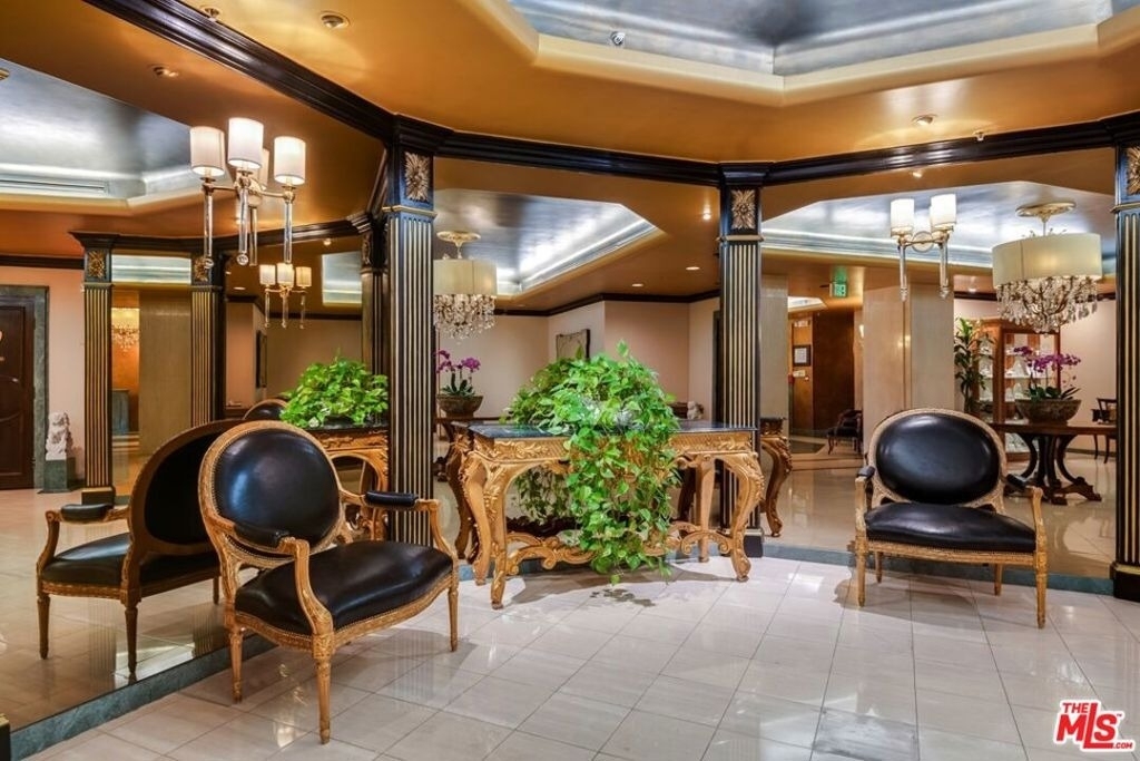 10351 Wilshire Boulevard - Photo 3
