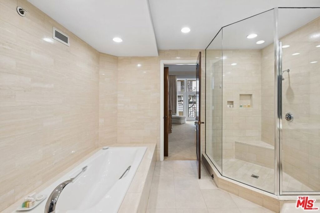 10351 Wilshire Boulevard - Photo 11