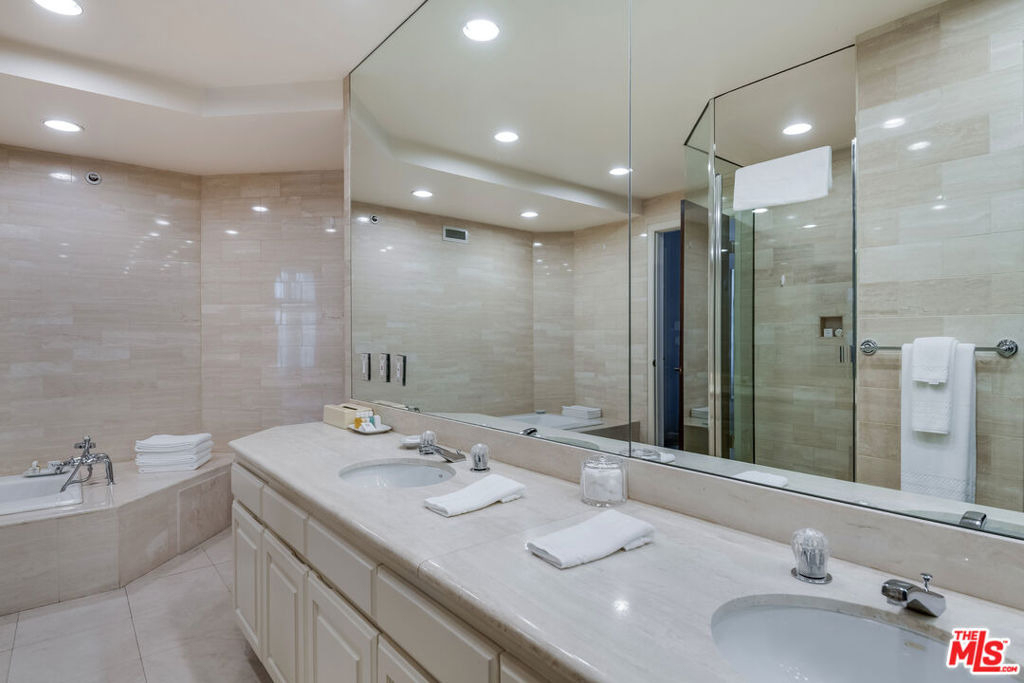 10351 Wilshire Boulevard - Photo 12