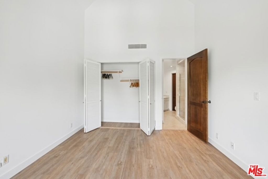 10351 Wilshire Boulevard - Photo 20