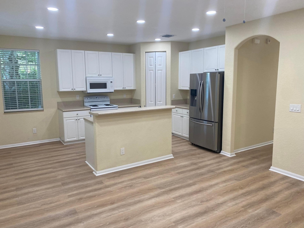 4456 Regal Court - Photo 2