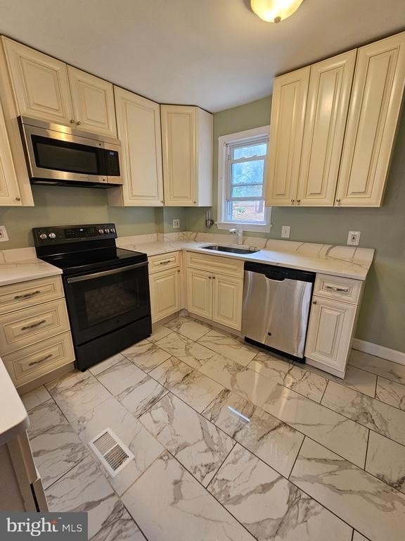 1509 Jefferson Street - Photo 5