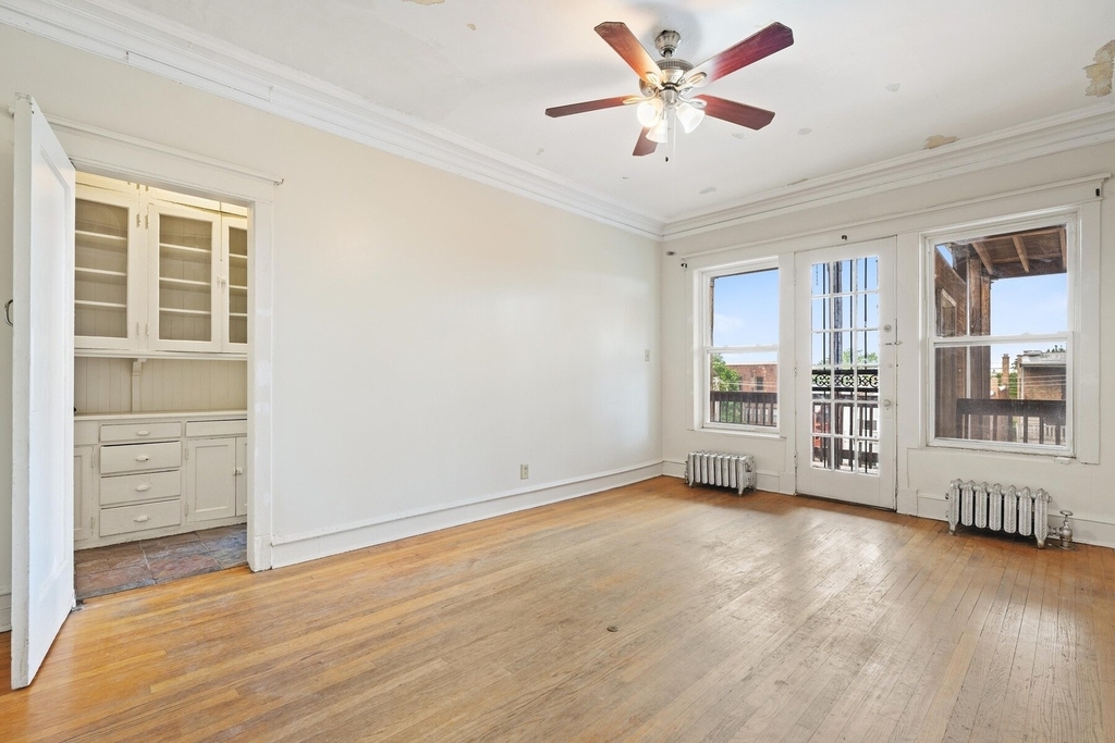 5126 S Greenwood Avenue - Photo 11