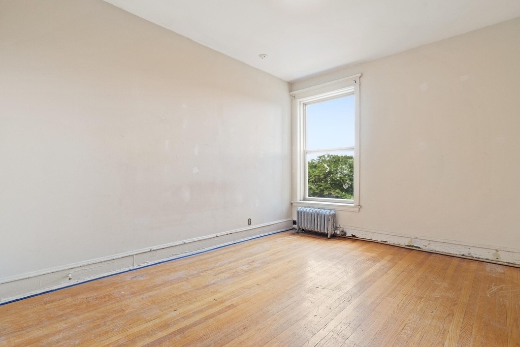 5126 S Greenwood Avenue - Photo 9