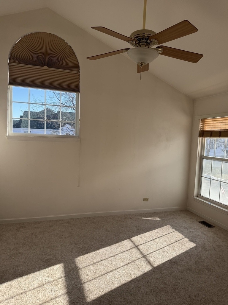 114 Woodbury Lane - Photo 12