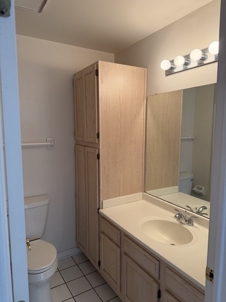 114 Woodbury Lane - Photo 8